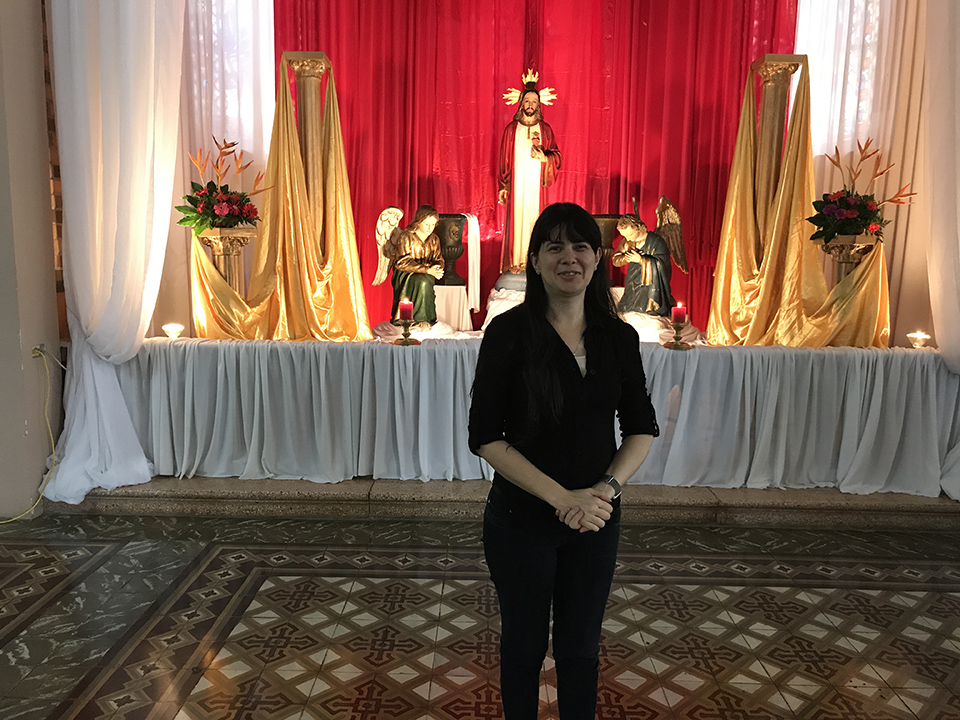 Canto en actividades religiosas Ministerio de Silvia Rodriguez
